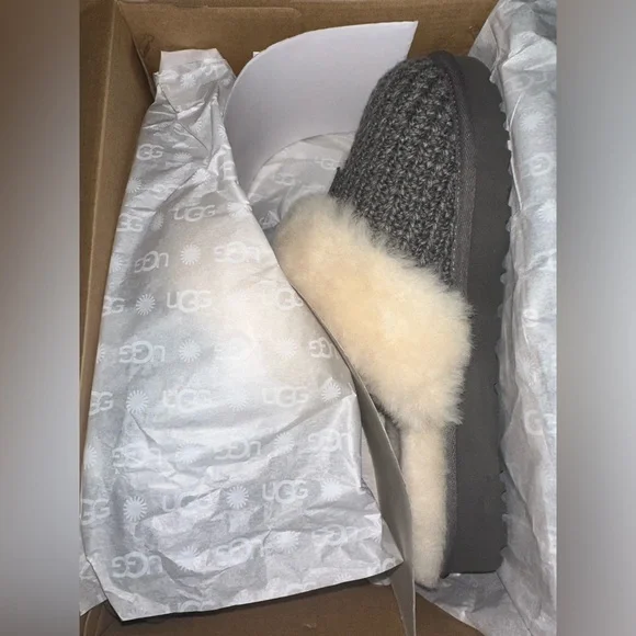 CHARCOAL UGG’s SLIPPERS - Picture 2 of 7
